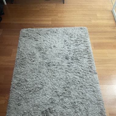 Kuscheliger Grauer Ikea Teppich