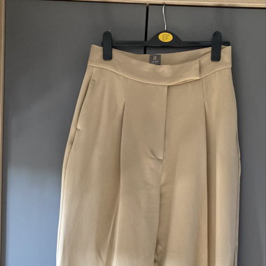 Pantalon beige à vendre 