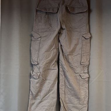 Pantaloni cargo grigi