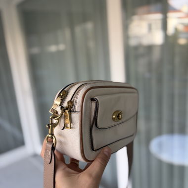 Coach Camera Bag Beige 