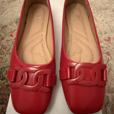 Red Ballerinas