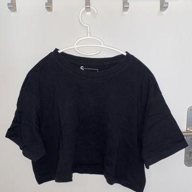 Cropped shirt