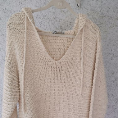 Zara Hoodie in S size
