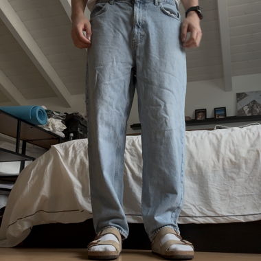 Bdg light blue jeans 