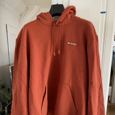 Kapuzenpullover rot