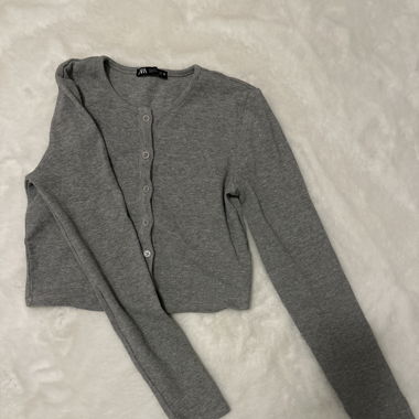 Crop-top gris manches longues 