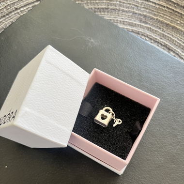 Pandora Charm (Schloss/Schlüssel)