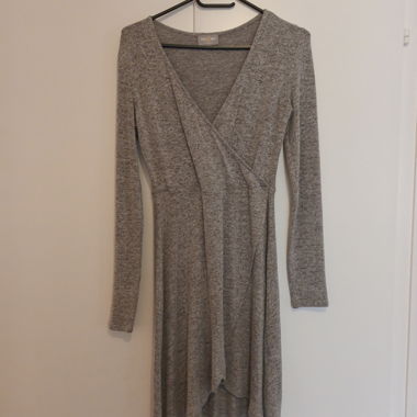 Grau meliertes Wickelkleid