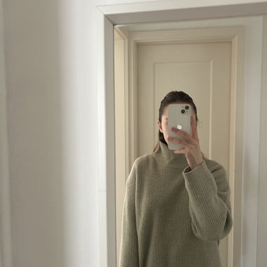 Pastellgrüner Pullover von UNIQLO