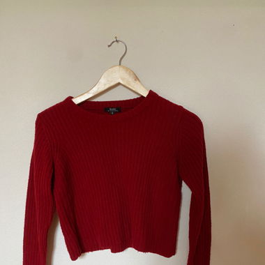 Roter Wollpullover Gr. S