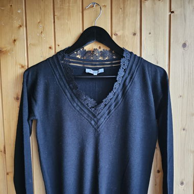 Morgan Sweater with Lace Collar