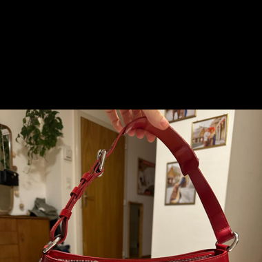 Louis Vuitton Turenne en cuir épi rouge