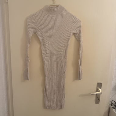 Robe en maille côtelée