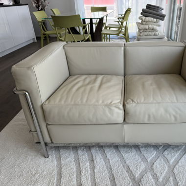 Cassina 2 Fauteuil grand confort, petite modele