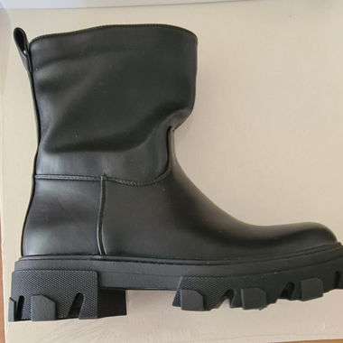 Boots (Schuhe schwarz Gr. 39) NEU