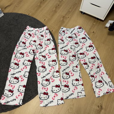 Pantaloni Hello Kitty