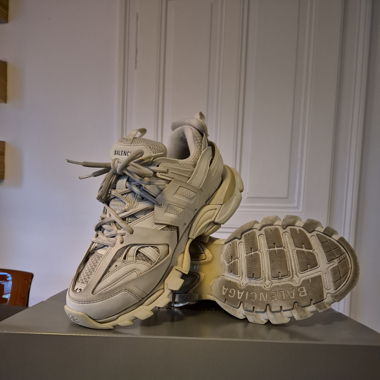 Balenciaga Track