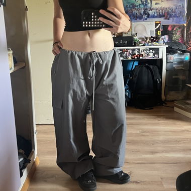 Pantalon cargo gris