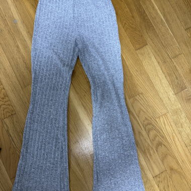 Grey fabric flap trousers