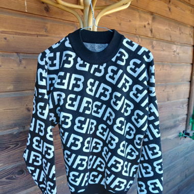 Black & White B-Jumper