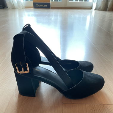 Graceland High heels