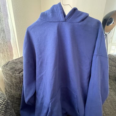 Oversize blauer Hoodie