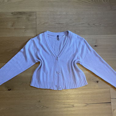 Lila Strick-Cardigan