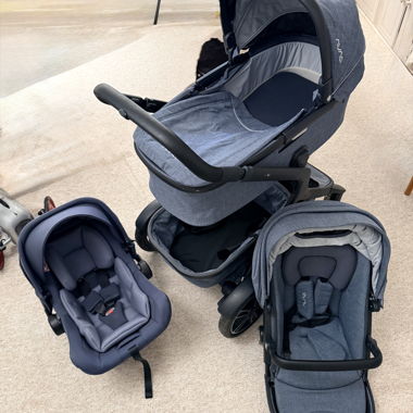 NUNA Kinderwagen, Tragewanne und Autositz