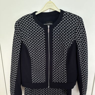 Komplett Kleidung Rock und Pullover