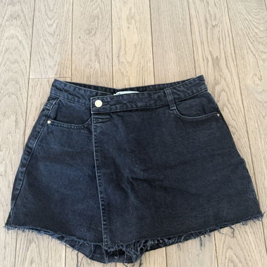 Zara Kurze Hose/ Rock