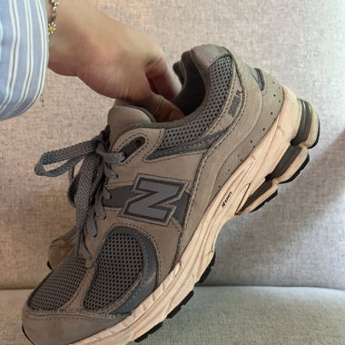 Baskets New Balance 2002R
