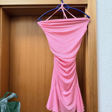 Pink dress