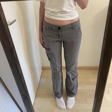 pantaloni da trekking grigi