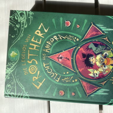 Buch: Frostherz, Fluch aus Aurora 