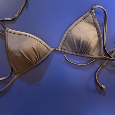 Top bikini grigio