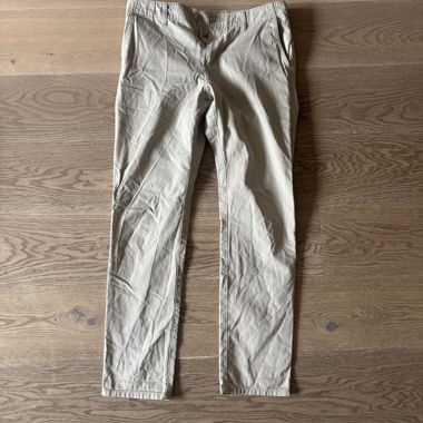 Carhartt beige chinos