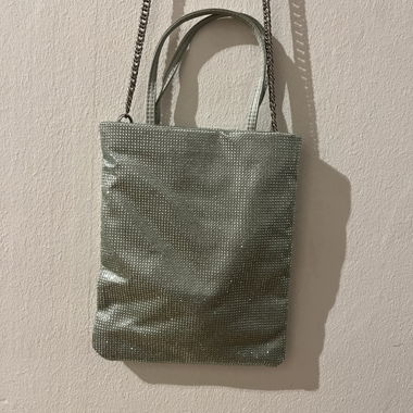 Glitzernde Umhängetasche
