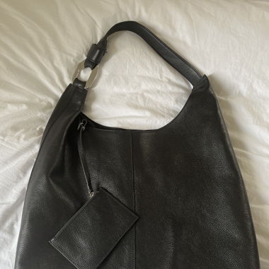 Black leather bag 