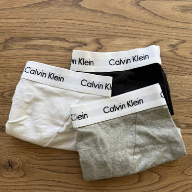  Calvin Klein Underwear Men 3 Pieces