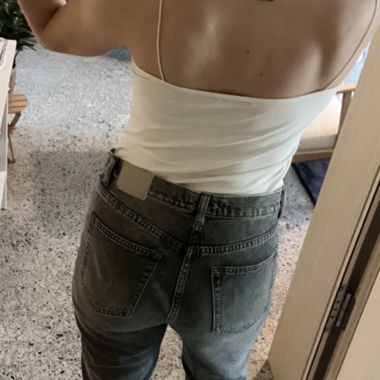 MOM JEANS