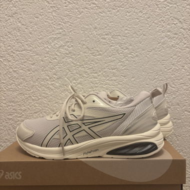 ASICS GEL QUANTUM KEI - brandneu