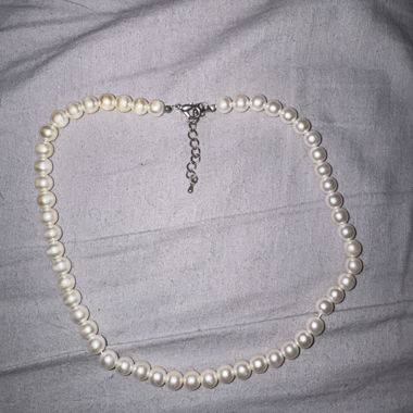 Collana di perle con chiusura regolabile
