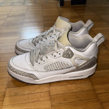 Jordan spizike 4