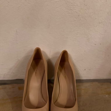 Beige-pumps