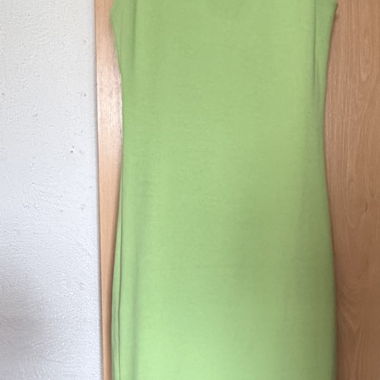 Grünes Trägerkleid von Zara