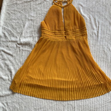 Abito Giallo Plissé