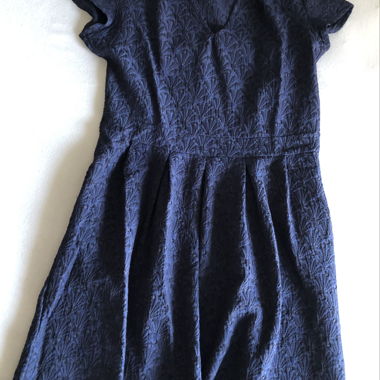Vestito blu scuro