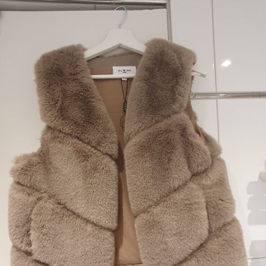 Faux fur vest