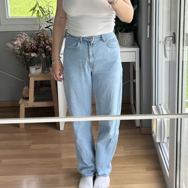 Jeans taille haute à lavage clair