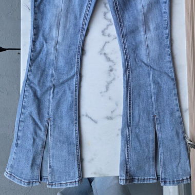 Jeans a zampa bachata
